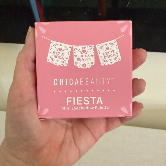 ChicaBeauty Travel Size Fiesta Mini Eyeshadow Palette 9 Earthy Colors Vegan - Picture 3 of 7